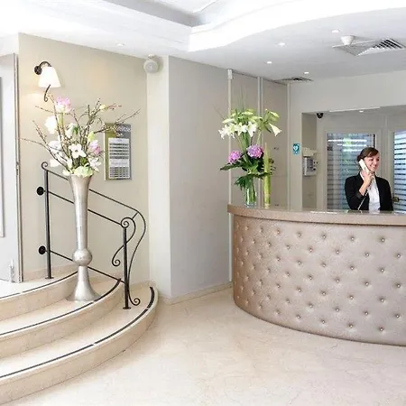 The Originals Residence, Les Strelitzias 4* ジュアン・レ・パン