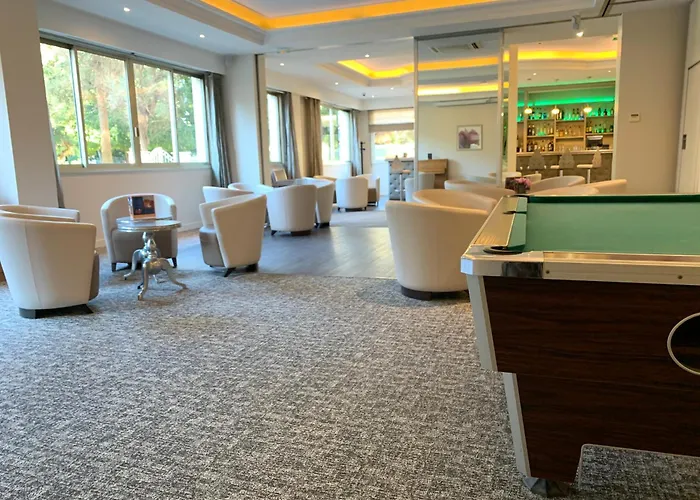 شقة فندقية The Originals Residence, Les Strelitzias 4*