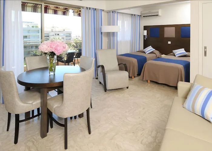 شقة فندقية The Originals Residence, Les Strelitzias 4*