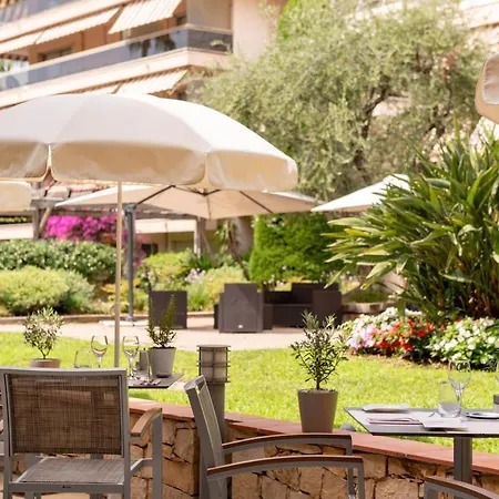 The Originals Residence, Les Strelitzias Hotel apartamentowy