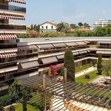 Apart Otel The Originals Residence, Les Strelitzias Juan-les-Pins