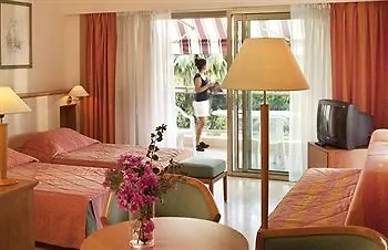 The Originals Residence, Les Strelitzias Hotel apartamentowy