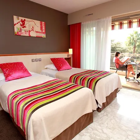 Hotel apartamentowy The Originals Residence, Les Strelitzias Juan-les-Pins