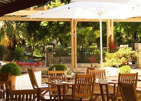 Hotel apartamentowy The Originals Residence, Les Strelitzias Juan-les-Pins